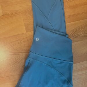 Lulu lemon yoga pants